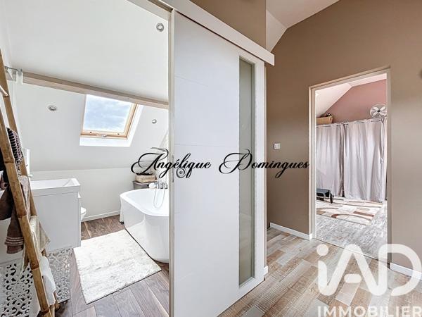 Maison à vendre 8 pièces 172 m² Mézières-sur-Seine