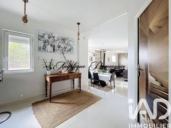 Maison à vendre 8 pièces 172 m² Mézières-sur-Seine