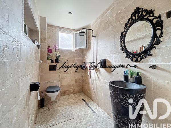 Maison à vendre 8 pièces 172 m² Mézières-sur-Seine