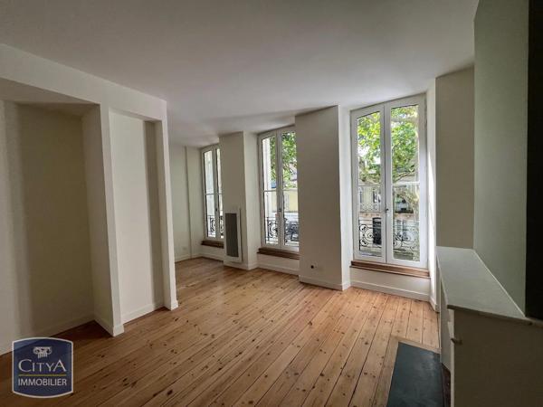Appartement à louer 1 pièce 24.7m² Saintes (17100)