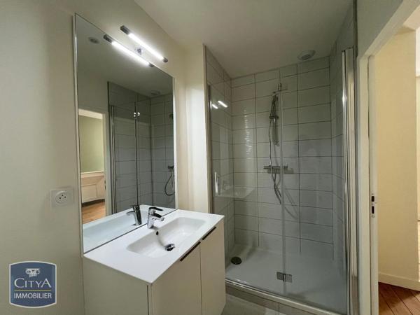 Appartement à louer 1 pièce 24.7m² Saintes (17100)