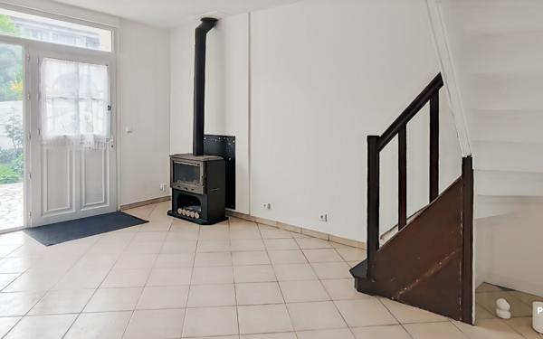 Maison à louer    3 pièces • 77 m2 Pont-Sainte-Maxence