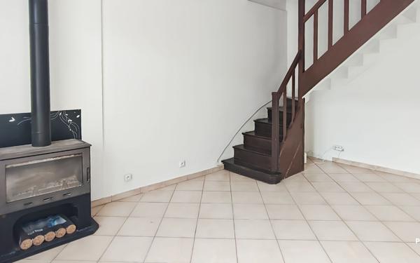 Maison à louer    3 pièces • 77 m2 Pont-Sainte-Maxence