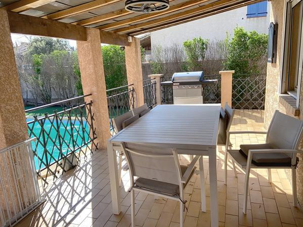 À vendre - Maison individuelle, 4 pièces située à Salon-de-Provence (13300)