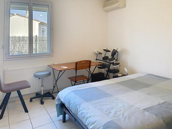 À vendre - Maison individuelle, 4 pièces située à Salon-de-Provence (13300)