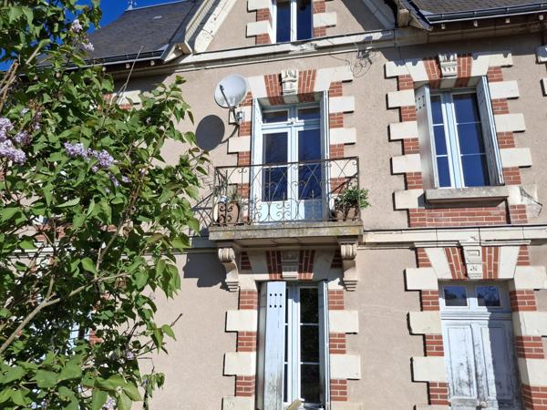 À vendre - Maison ancienne, 7 pièces située à Saint-Cyr-sur-Loire (37540)