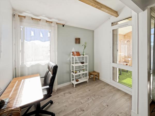 À louer - Appartement T3 meublé de 63 m² avec mezzanine, terrasse et balcon, 13190 Allauch
