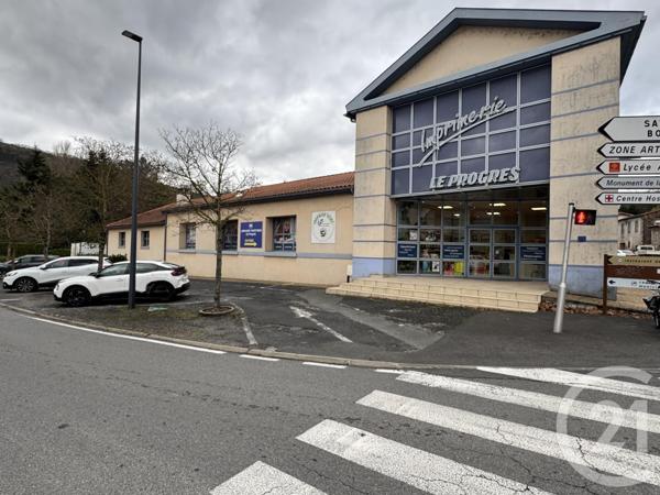 à vendre  700 m2 ST AFFRIQUE - 12