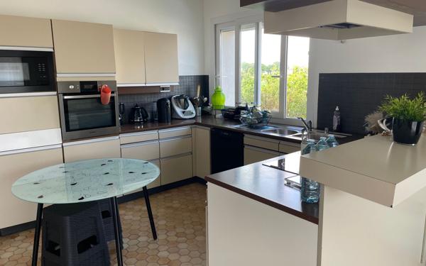 Maison à vendre    6 pièces •  Chavanoz