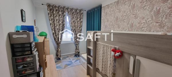 Maison de ville 5 chambres, piscine couverte