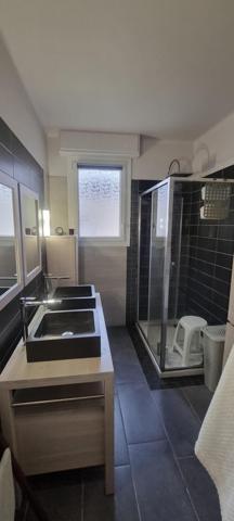 Maison de ville 5 chambres, piscine couverte