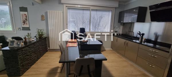 Maison de ville 5 chambres, piscine couverte