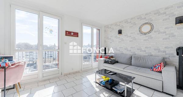 À vendre Appartement 2 pièces 45 m² - Joué-lès-tours 37300