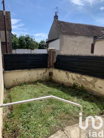 Maison 2 pièces de 42 m² à Armeau (89500)