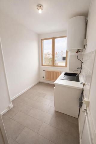 Superbe opportunité , emplacement sécurisé et calme pour achat ou revenus locatifs