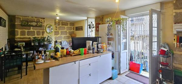 Immeuble - 2 Apt - 1 Local