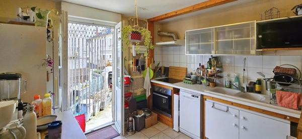 Immeuble - 2 Apt - 1 Local