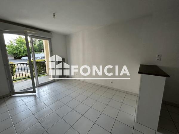 Location Appartement 2 pièces 33.88 m² - 70 RUE LAPEYRERE Orthez 64300