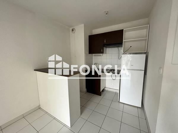 Location Appartement 2 pièces 33.88 m² - 70 RUE LAPEYRERE Orthez 64300