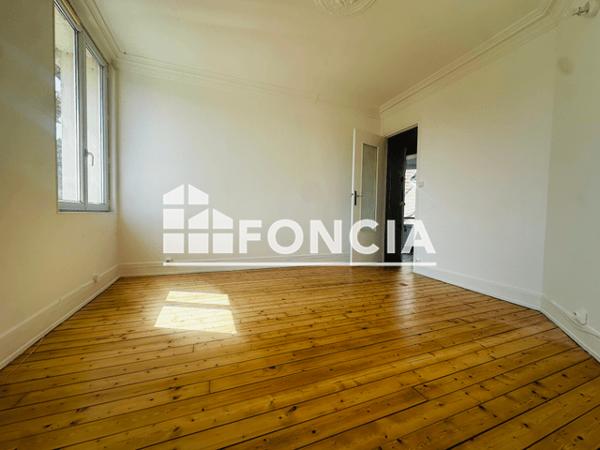 Location Appartement 2 pièces 37.94 m² - 4 PLACE FOUILLERE Conflans Ste Honorine 78700