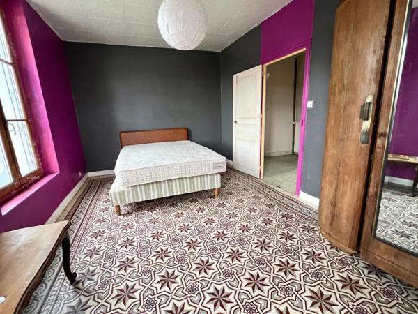 Maison  7 pièce(s) 180 m2