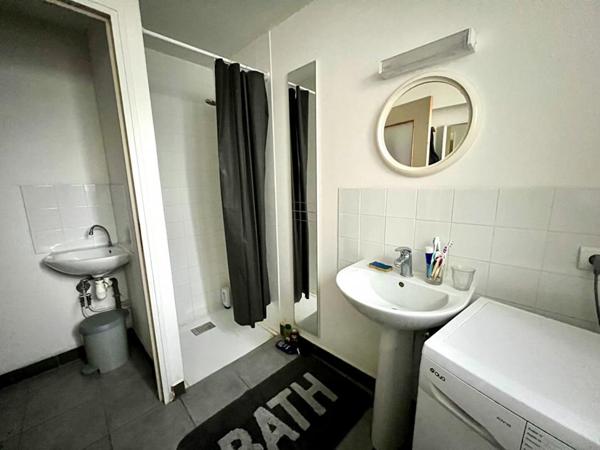 Maison  7 pièce(s) 180 m2