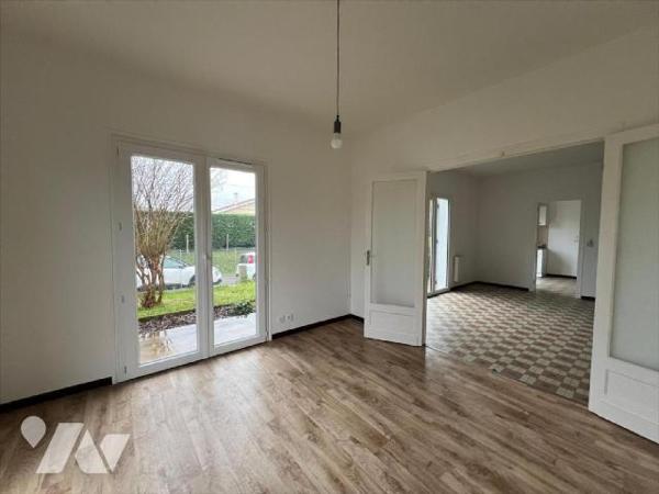 À vendre ? Maison rénovée à Villeneuve-de-Marsan
Découvrez cette charmante maison ancienne enti...