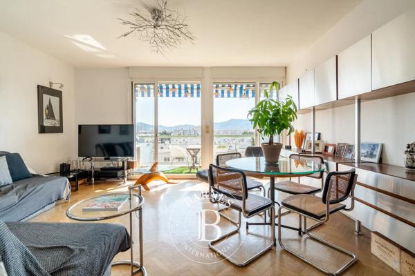 Marseille 8ème, Appartement 2 Chambres -  85 m² à vendre