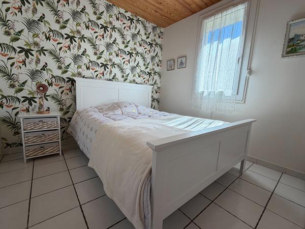 Maison Les Mees+garage+3 chambres+ cabanon jardin