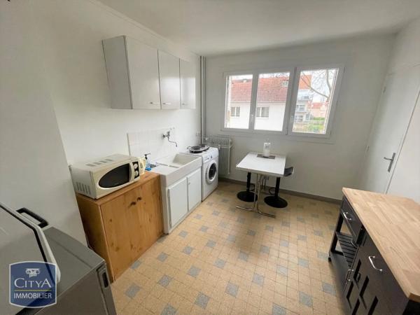 Appartement à louer 4 pièces 69.91m² Dijon (21000)