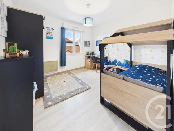 Maison à vendre  4 pièces - 89,81 m 2   VILLENAVE D ORNON  - 33