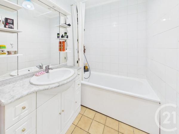 Maison à vendre  4 pièces - 89,81 m 2   VILLENAVE D ORNON  - 33
