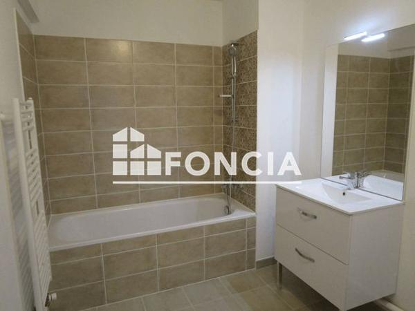 Location Appartement 3 pièces 66.47 m² - RUE DE MAISSIN Brest 29200