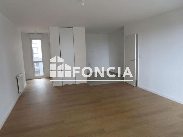 Location Appartement 3 pièces 66.47 m² - RUE DE MAISSIN Brest 29200