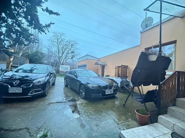 Maison à VILLETANEUSE (93430)