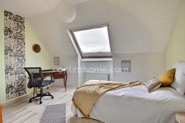 Maison familiale 135 m² – 4 chambres – Jardin – Garage - SENLIS