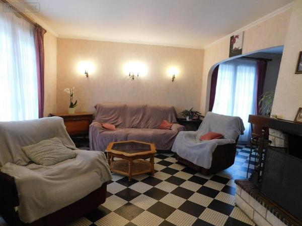 Maison à vendre à Soeurdres dans le Maine-et-Loire (49330), ref : 49096-1390