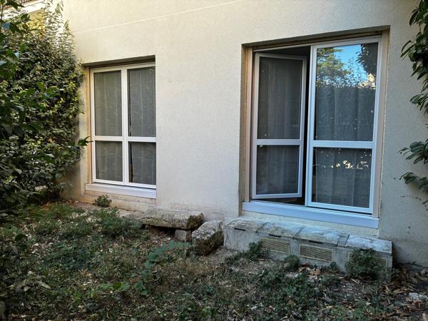 T3 MEUBLE AVEC GARAGE SECTEUR MEDOQUINE