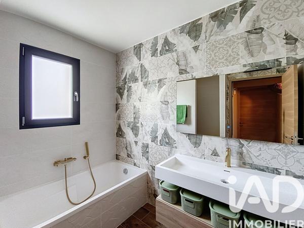 Maison à vendre 5 pièces 167 m² Sérignan