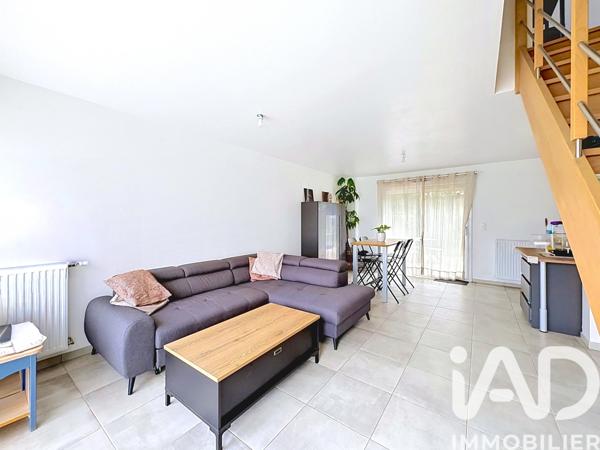 Location maison 4 pièces 77 m² Kervignac