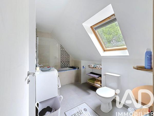 Location maison 4 pièces 77 m² Kervignac