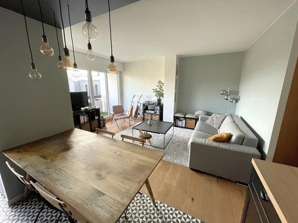 Appartement 2 pièces à vendre à Chaville €347 000 ** - Référence 617-C