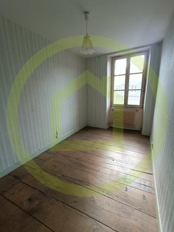 Maison à AHUN (23150)