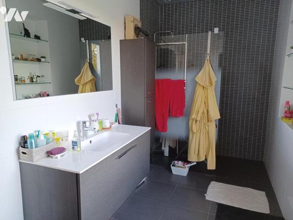 MAISON DE CHARME PROCHE CENTRE