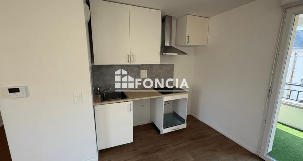 Location Appartement 3 pièces 63.7 m² - Corbeil-essonnes 91100