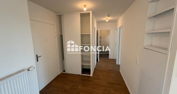 Location Appartement 3 pièces 63.7 m² - Corbeil-essonnes 91100