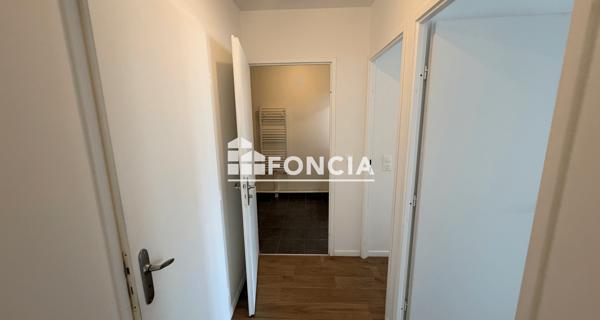 Location Appartement 3 pièces 63.7 m² - Corbeil-essonnes 91100