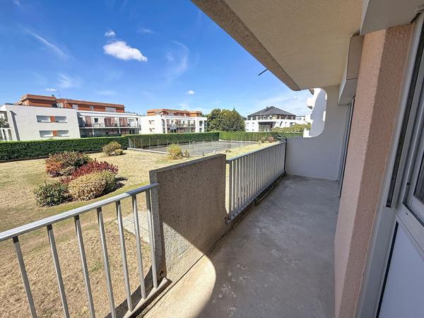 a vendre angers mongazon/st leonard Appartement T1 bis avec balcon, cave et parking ? Résidence sécurisée