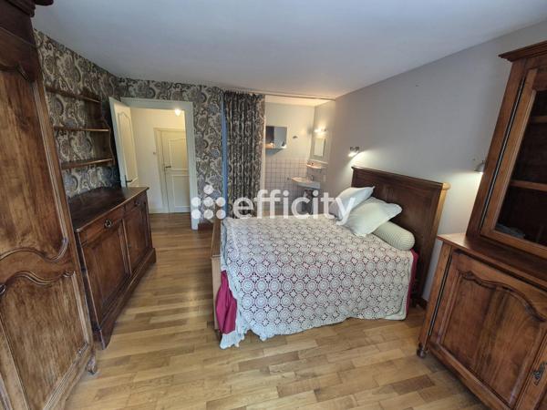 Maison 6 pièces - 231 m²