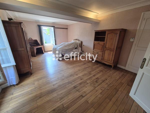 Maison 6 pièces - 231 m²